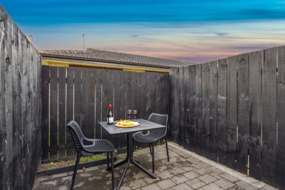 Luxury Studio - patio